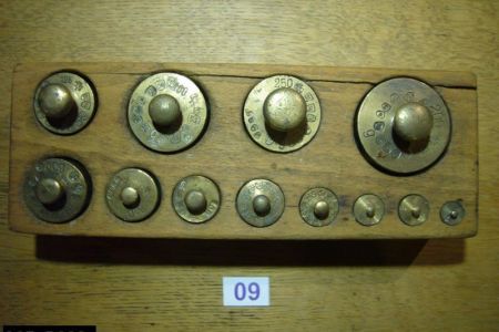 A25_B008a.jpg