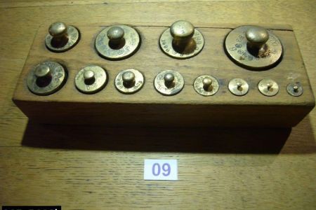 A25_B008b.jpg
