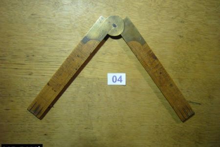 A25_B108b.jpg